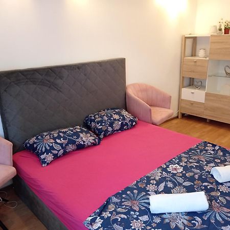 Rooms Viktoria Zagabria Esterno foto